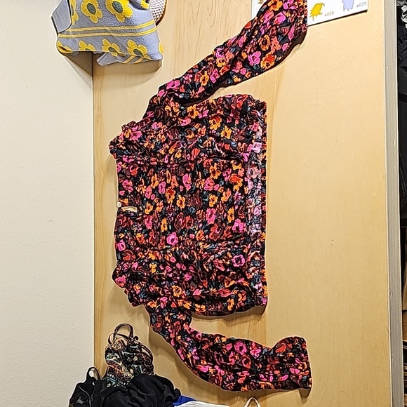 Womens Wild Fable Floral Print 100% Rayon Cropped Long Sleeve Blouse XS - Picture 4 of 4